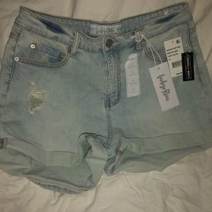 Indigo Rein light blue, high rise shorts size 15